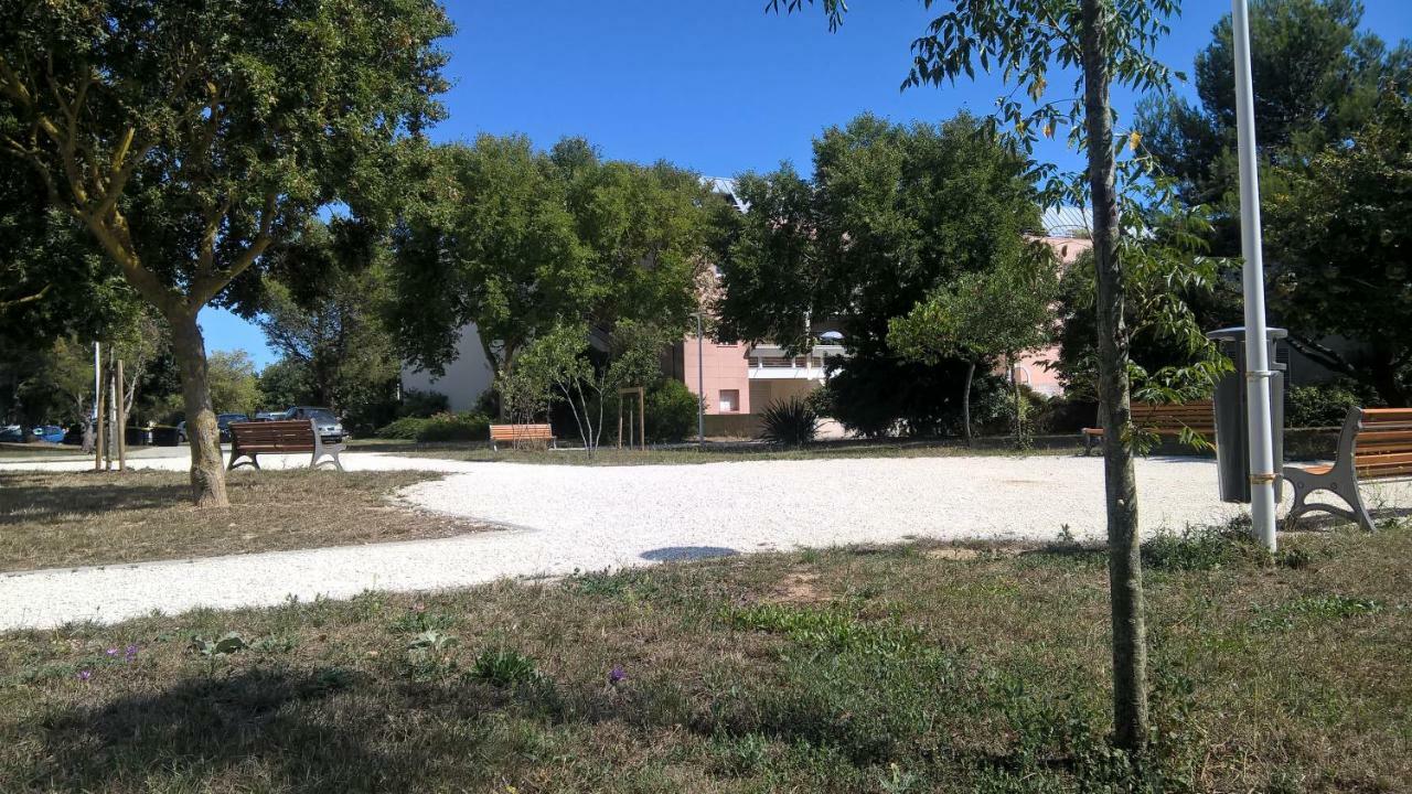 Le Carre Apartment La Rochelle  Ngoại thất bức ảnh